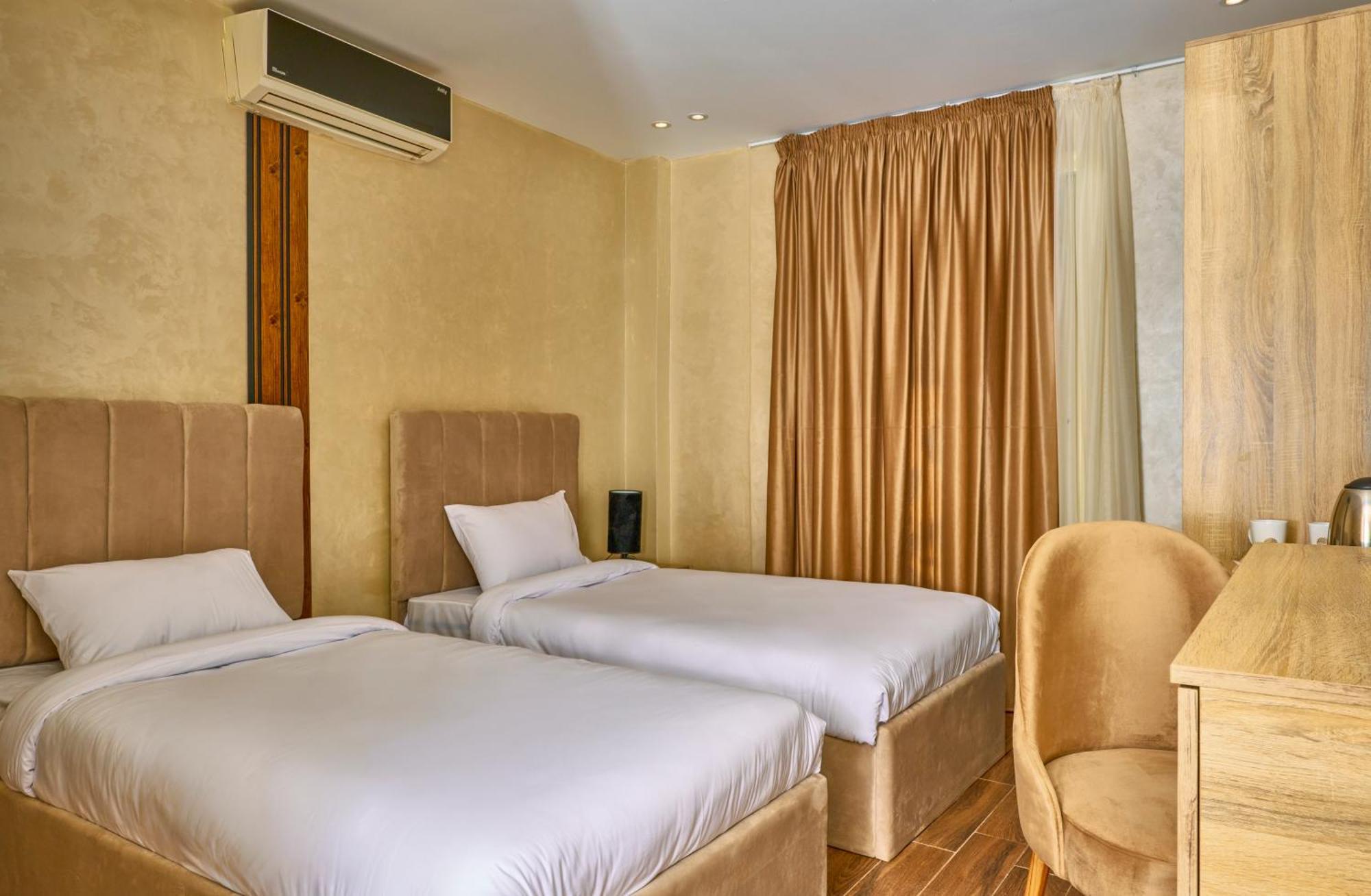 Cleopatra Tower Pyramid View Hotell Kafret el-Gabal Eksteriør bilde